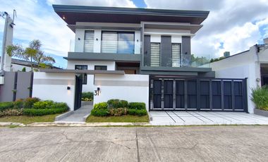 House for Sale in BF Homes Paranaque 5 Bedrooms 3 Carport 280sqm - JB