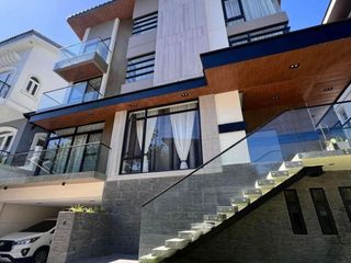 For Lease! 4 Bedroom + 3 Toilet & Bath at McKinley Hill Village, Taguig City