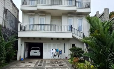 Rumah Jl. Naman Iskandar, Depok, 12x30 m², 3 Lt, SHM