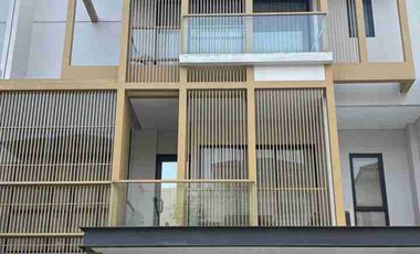 DIJUAL ATAU DISEWAKAN RUMAH MEWAH SEMI FURNISHED DI BSD CITY CLUSTER AERRA BY EONNA BSD CITY