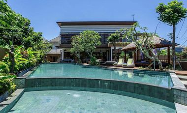 DIJUAL RUMAH SEMI VILLA DI TAMAN GIRI ASRI