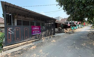 TOKO KOMERSIAL STRATEGIS KAWASAN TUBAN