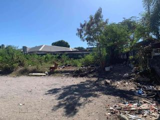 FOR SALE! Residential Lot in BF International Las Pinas City