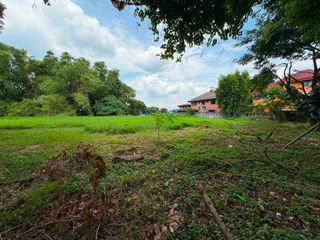 For Sale: Vacant Lot at Loyola Grand Villas