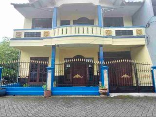 kos murah luas 195 ada 20 kamar bisa dikembangkan dan hanya 50 m dari kampus unmuh kampus utama BU SEGERA dijamin murah