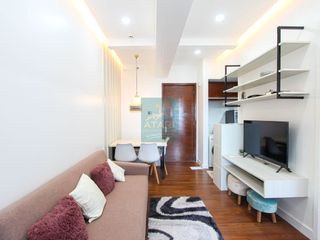 For Rent: 1-Bedroom Condo with Balcony at Marco Polo Residences Tower 3