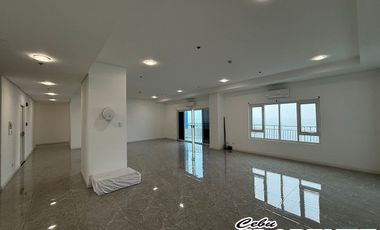 5 Bedroom Penthouse in Amisa Residences