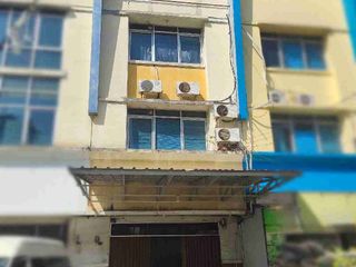 JUAL MURAH Ruko 3 Lantai di Komp.City Square, Jl.Abdul Rahman Saleh, Bandung
