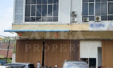 Ruko Hook 3 Lantai Super Strategis Depan Pelabuhan, Cck Kantor Gudang