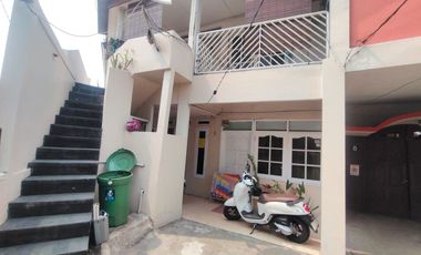 Dijual Rumah 2 Lantai + Kos-Kosan 16 Pintu Aktif di Jl. Dr. Sutomo, Karang Tengah, Kota Tangerang