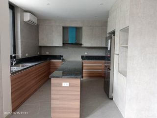 3 bedrooms house in Mckinley HIlls Drive