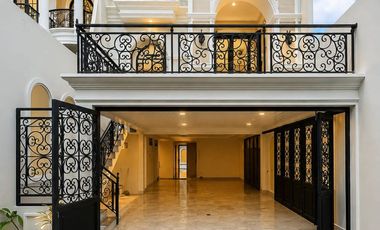 Rumah Brand New 3 Lantai Mewah dengan Kolam Renang di Jagakarsa MK-19150