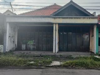 Ruko / Gudang dijual di jalan raya Bungkal  Sambikerep Surabaya