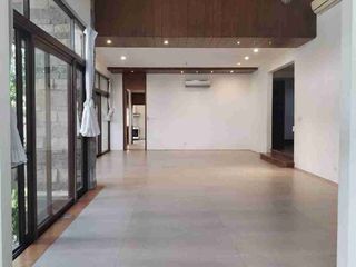 MODERN DASMARIÑAS VILLAGE MAKATI HOUSE FOR LEASE