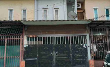 Dijual Rumah 3 lantai di Perumahan puri Kamal, Dadap, Tangerang.
