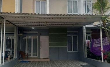 Jual Rumah Victoria JGC 2 Lantai Semi Furnish, 3KT 2KM, SHM, Hadap Timur, Cocok Untuk Keluarga