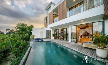 FREEHOLD / LEASEHOLD | MODERN 4-BEDROOM VILLA IN PERERENAN