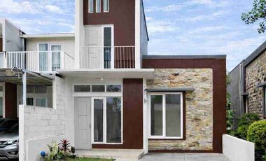 Rumah Cantik 2 Lantai di Lingkungan Nyaman