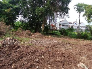 Tanah Siap Bangun di Taman Giri Mumbul Jimbaran Nusadua  Badung Bali