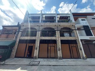 For Sale 3 Storey Modern Townhouse Preowned in Kamuning, Q.C. KSA