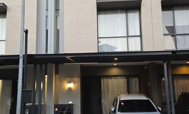 Dijual Rumah Cluster Lavia Living Citra 8, Jakarta Barat 5x12