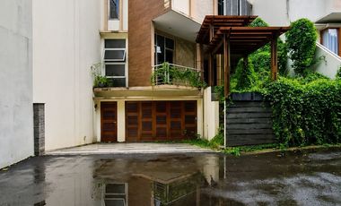 RUMAH DIJUAL DALAM TOWNHOUSE DI LEBAK BULUS JAKARTA SELATAN