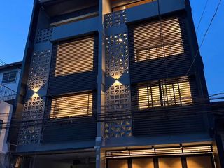 For Sale 4 Storey Modern Townhouse in La Loma, Q.C. KSA