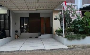 Di Jual Rumah  Modern 2 Lantai dalam Cluster Di Bintaro Sektor 2,Tangerang Selatan