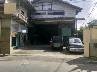 DIJUAL GUDANG KYAI ABDUL KARIM GUNUNG ANYAR SURABAYA RON.A1982