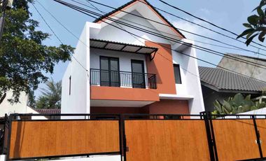 Dijual rumah baru Griya Loka Sektor 1.3 bsd city