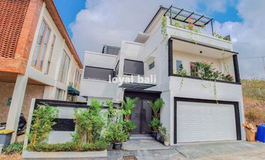 Villa, Modern Villa with Elegance Design in Benoa, Bali