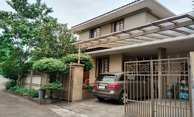 Dijual Rumah 2 Lantai Posisi Hoek Lokasi Strategis Dekat Mall Bintaro Plaza di Bintaro Tangsel Ny 18182