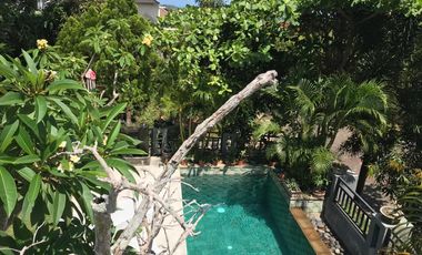 di jual villa di pecatu jimbaran badung bali area komplek perumahan