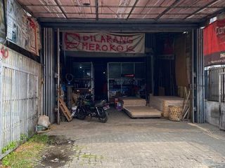 Dijual Gudang/Toko lakasi sangat strategis cocok sekali buat gudang/toko/kantor/kost