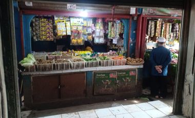 Kios 2 Lt  Ukuran 3,5 m x 2,5 m, Dalam Pasar Rawa Tanimulya, Ngamprah, Bandung Barat, Jawa Barat.
