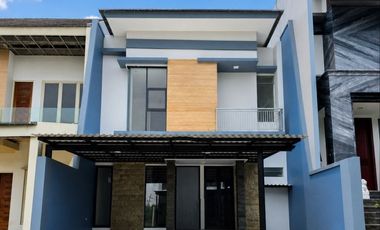 Rumah Pakuwon City MINIMALIS SIAP HUNI