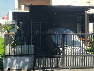 rumah 2,5lantai di komplek pesona Ciwastra village bandung