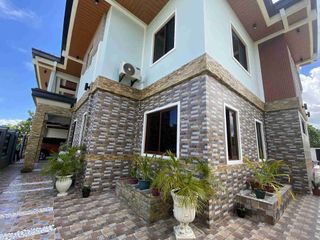 FULLY FURNISHED HOUSE AND LOT FOR RENT