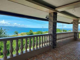 3 STOREY SEAVIEW HOUSE FOR RENT