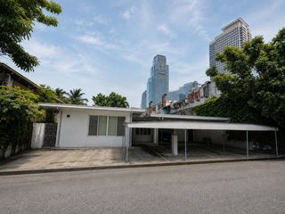 6BR House and Lot For Sale - Bel Air Village 2