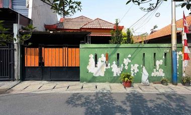 Rumah SHM 2 Lantai Pejaten Timur Dekat Stasiun Pasar Minggu