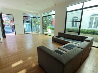 3-Storey House with Basement & Attic for Lease in McKinley Hill Village, Taguig