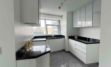 3BR SUITE condo in Capitol Commons Imperium