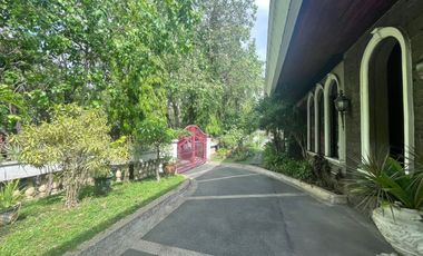 Prime Luxury House for Sale in Dasmarinas Village Makati City