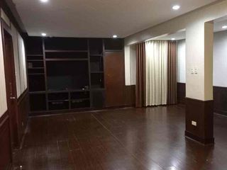Acropolis QC across Eastwood house for rent