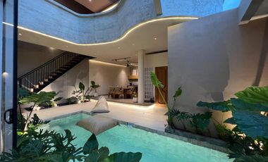 LUXURY VILLA MODERN WITH POOL & JACUZZI STARTEGIS DI CANGGU