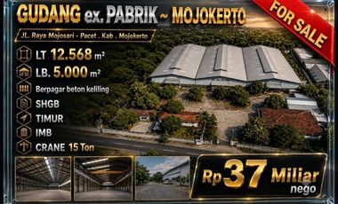 Gudang  x pabrik di Raya mojosari pacet mojokerto ada crane 15 Ton