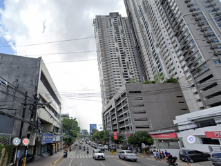 Commercial Building 1000sqm along Mango Avenue