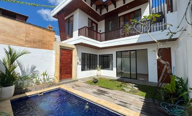 DIJUAL VILLA 2 KAMAR DI CEMAGI, MENGWI, BADUNG, BALI