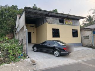 Dijual Gudang Multifungsi Harga Nego di Daerah Babakan Madang, Kabupaten Bogor